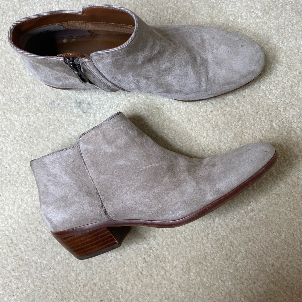 Gray velvet boots